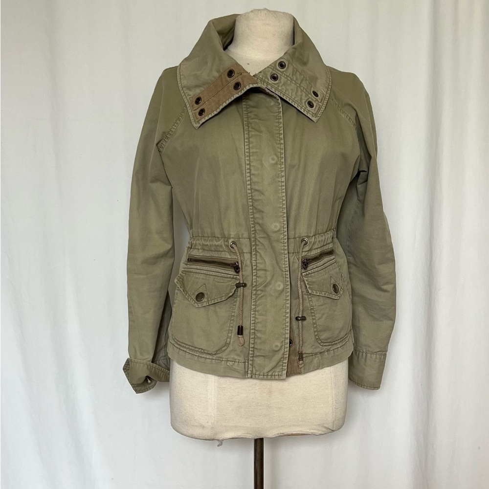Tommy Hilfiger Green Utility Jacket with Sturdy Fabric